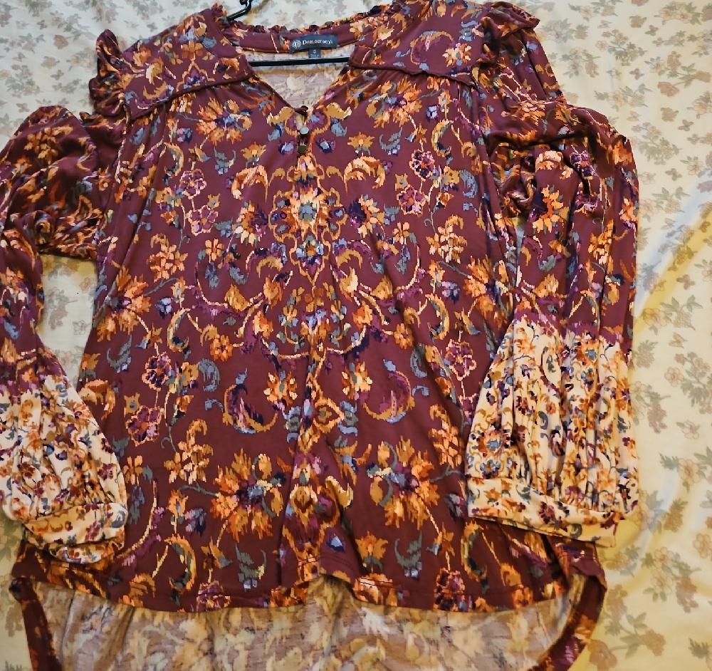 Democracy Plum Floral Button-Front Ruffle Blouse - Picture 2 of 3